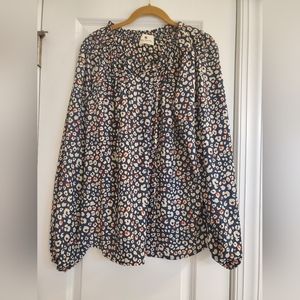 Betseys Boutique pop of color blouse - Olive, XL
